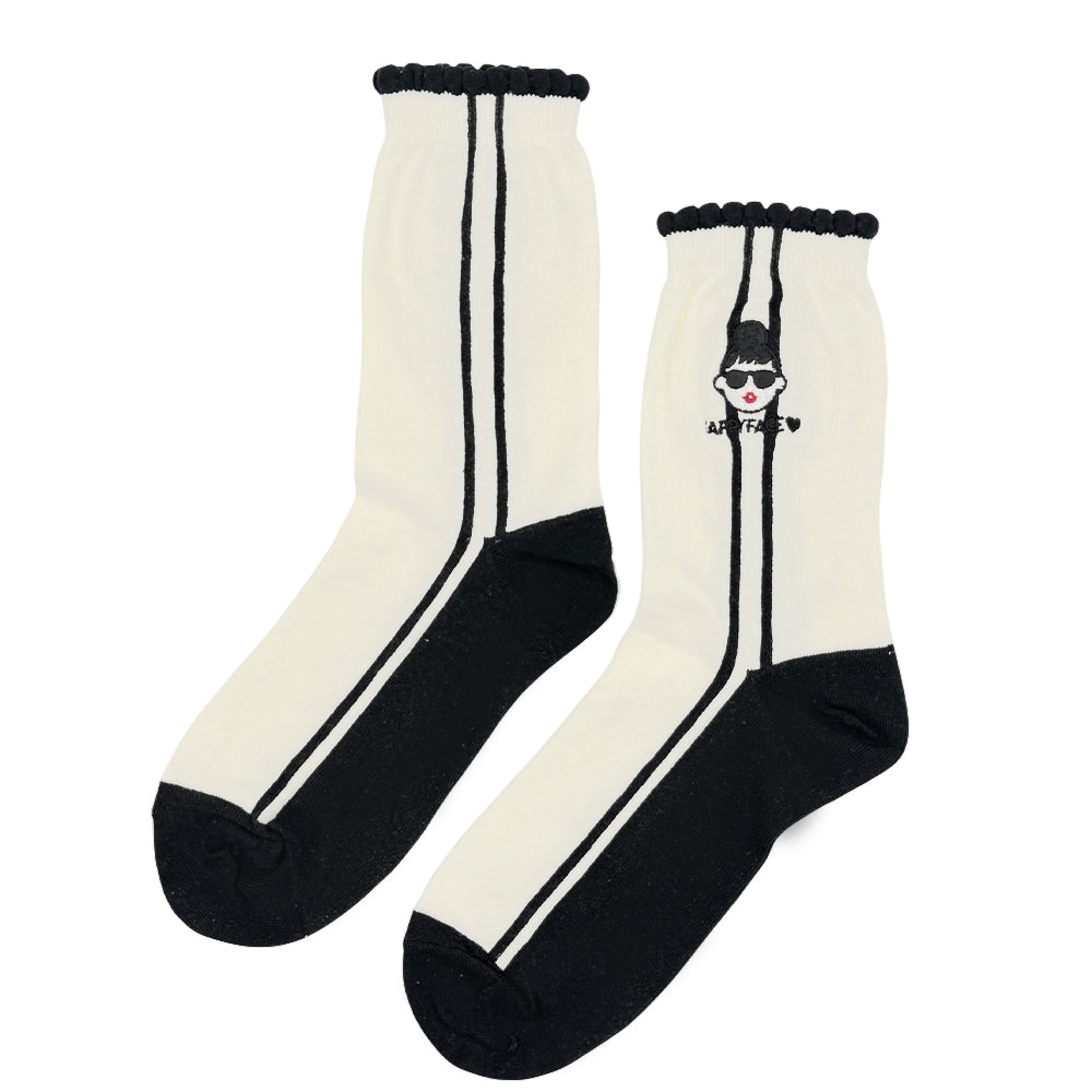 EMMA小花邊運動中高筒襪 (HE0207)